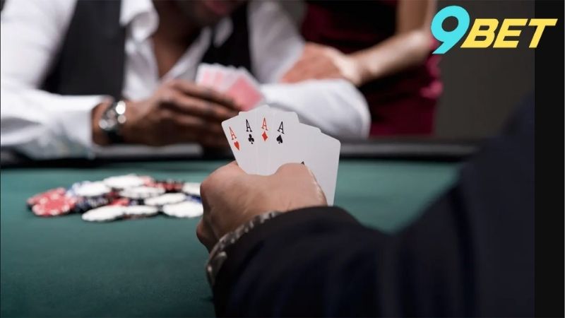 9BET - Cách Chơi Poker 3 Lá - Luật Chơi Cho Người Mới 5 Thời điểm nào thì nên cược và khi nào thì nên từ bỏ bài